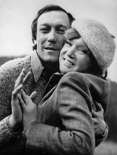 В 1983 году вместе с Олегом Янковским снялась в трагикомедии режиссера Романа Балаяна «Полеты во сне и наяву» (кадр на фото). В 1987-м творческий коллектив ленты был награжден Государственной премией СССР