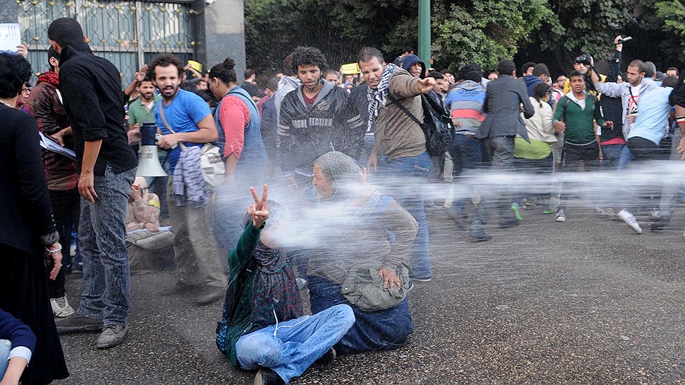 Антиправительственные пикеты в Египте