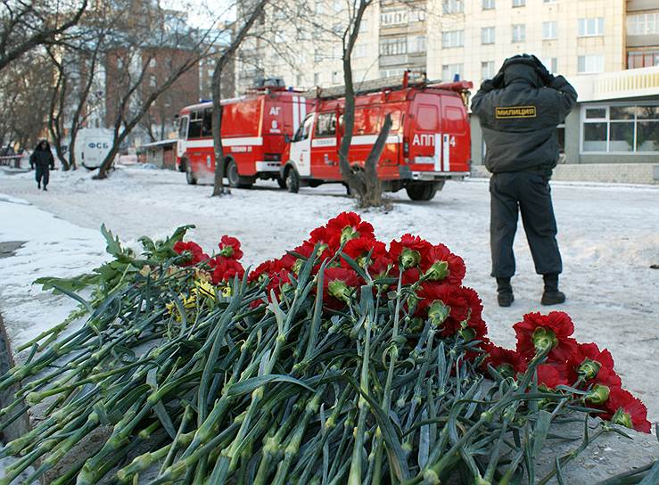 2009 год. Пожар в ночном клубе «Хромая лошадь» в Перми, более 100 человек погибли