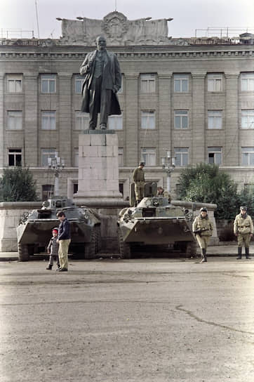 1991 год. На территории бывшей Нагорно-Карабахской автономной области и прилегающего Шаумяновского района прошел референдум по вопросу независимости Нагорного Карабаха от Азербайджана