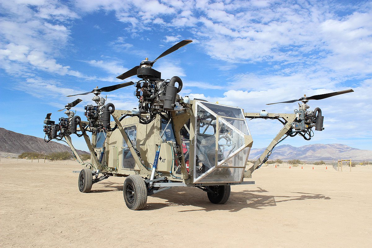 Первый в мире дрон вертикального взлета и посадки, способный передвигаться как по воздуху, так и по земле, разработанный компанией Advanced Tactics