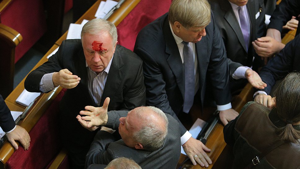 Последствия потасовки между депутатами в Верховной раде Украины