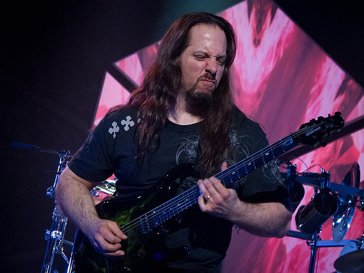 Основатель группы Dream Theater Джон Петруччи