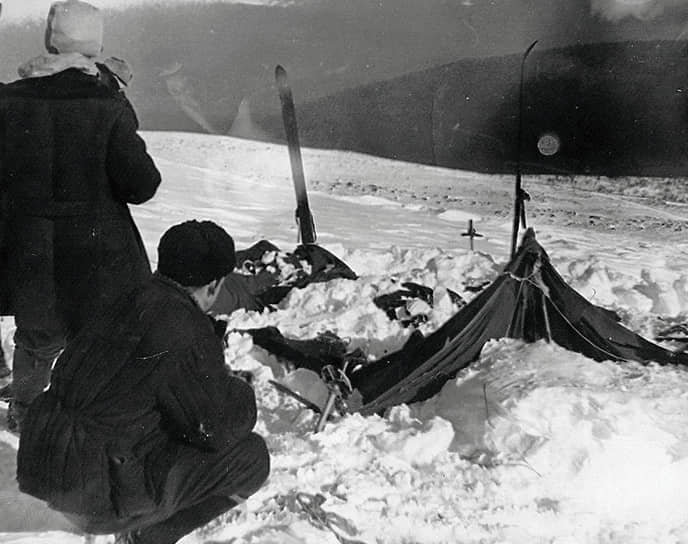 1959 год. На Северном Урале произошла трагедия на перевале Дятлова. При невыясненных обстоятельствах погибла группа из девяти туристов под руководством Игоря Дятлова