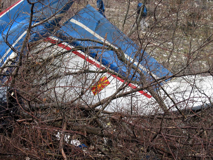 26 февраля  2004 года его самолет разбился, упав на склоны горы Хргуд
&lt;br>На фото: место крушения самолета президента Македонии Бориса Трайковского 