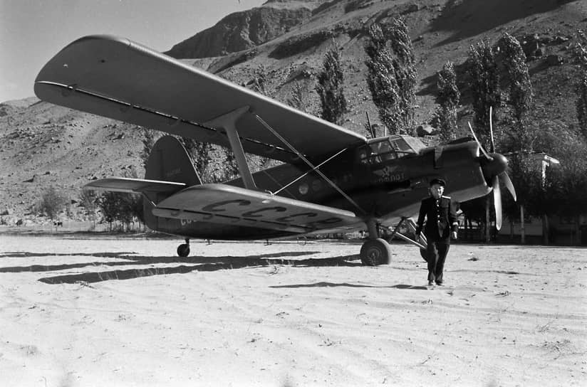 1950 год. В СССР начали эксплуатацию самолетов Ан-2 конструкции Олега Антонова