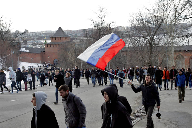 2017 год. В России начались массовые акции против коррупции, инициированные Алексеем Навальным, и прошедшие более чем в 80 городах страны
