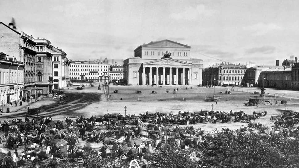 1776 год. В Москве основан Большой театр. Он появился как частный театр губернского прокурора князя Петра Урусова. Специально для него императрица Екатерина II подписала привилегию «быть содержателем всех театральных в Москве представлений» 