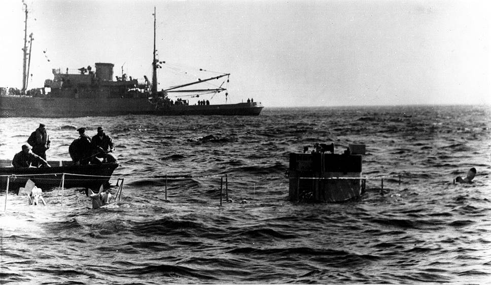 1963 год. Атомная подводная лодка ВМС США USS Thresher затонула в Атлантическом океане. Погибли 129 человек, среди которых 96 членов экипажа, 16 офицеров и 17 инженеров-техников
