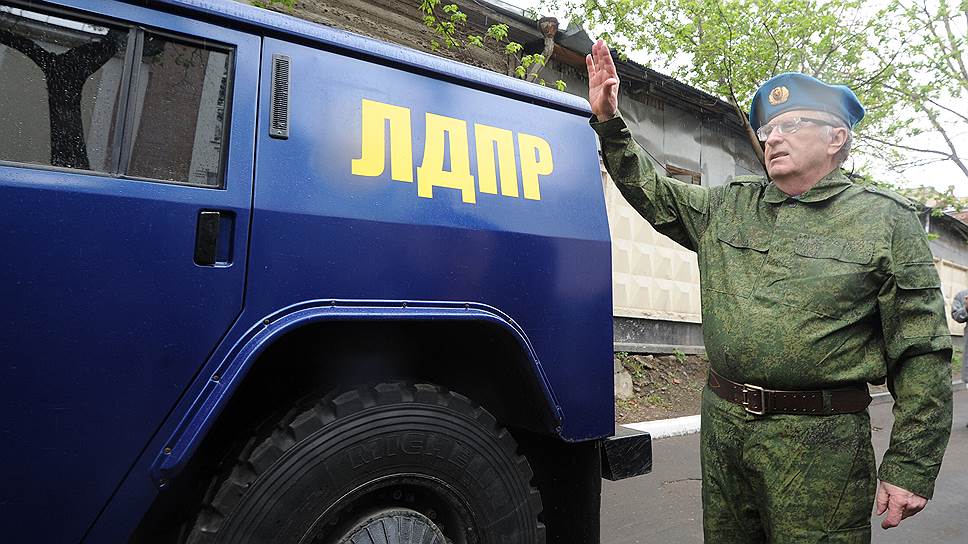 Лидер ЛДПР  Владимир Жириновский отправляет личный джип» «Тигр» «в подарок защитникам Луганска»