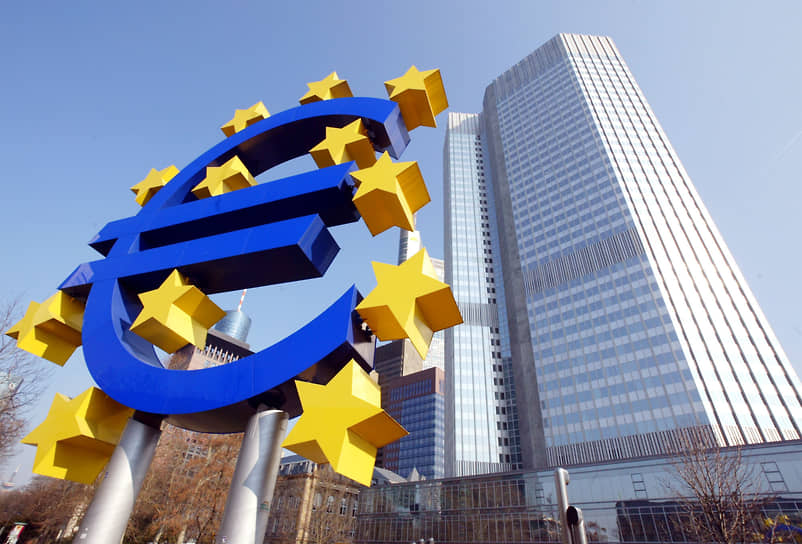 1998 год. Создан Европейский центральный банк