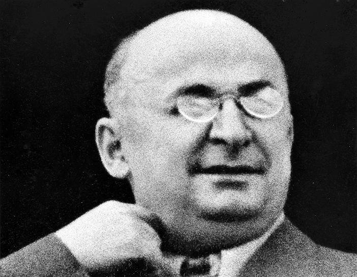 1953 год. Пленум ЦК КПСС признал Лаврентия Берию «врагом народа» и исключил его из состава президиума ЦК