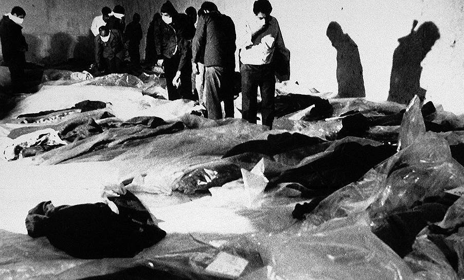 3 июля 1988 года в Персидском заливе во время ирано-иракской войны ракета, по ошибке выпущенная с американского ракетного крейсера Vincennes, сбила иранский Airbus A300. Погибли все 290 пассажиров и членов экипажа