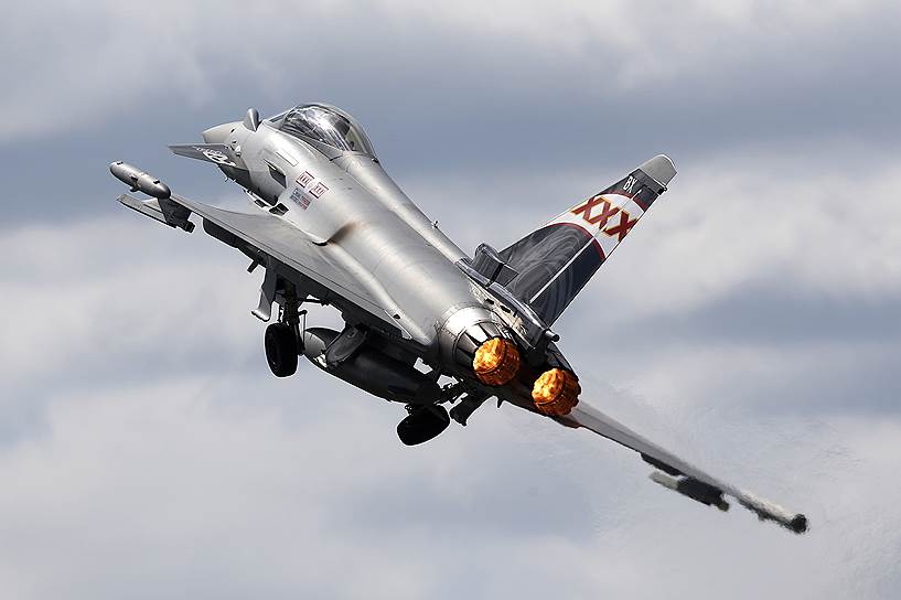 Многоцелевой истребитель четвертого поколения Eurofighter Typhoon