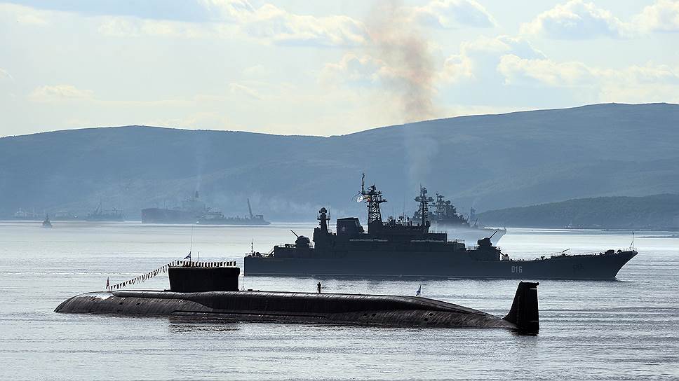 Военно-морской парад в Североморске