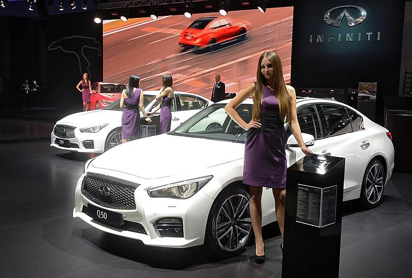 Infinity Q50 теперь продается в России с двухлитровой &quot;четверкой&quot;, довольно нетипичным мотором для машин такого класса. Мощность — 211 л.с. , разгон до &quot;сотни&quot; занимает 7,3 секунды