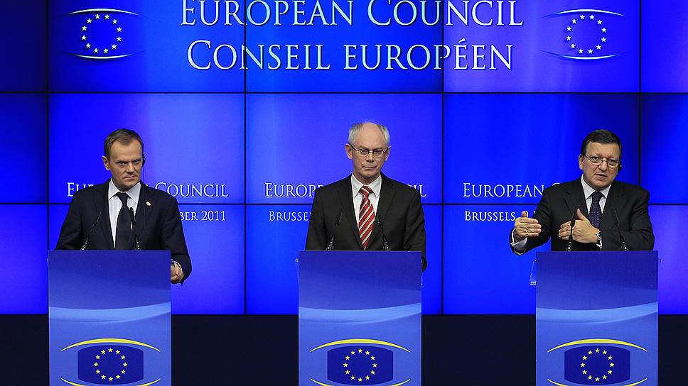 Польский премьер Дональд Туск, председатель Европейского совета Херман Ван Ромпёй, председатель Еврокомиссии Жозе Мануэл Баррозу 