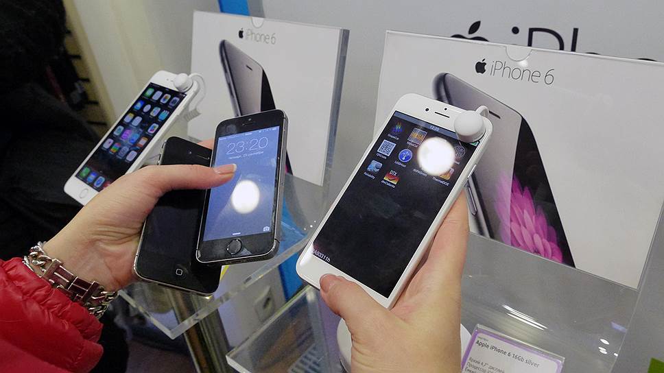 Apple снова обогнала Samsung