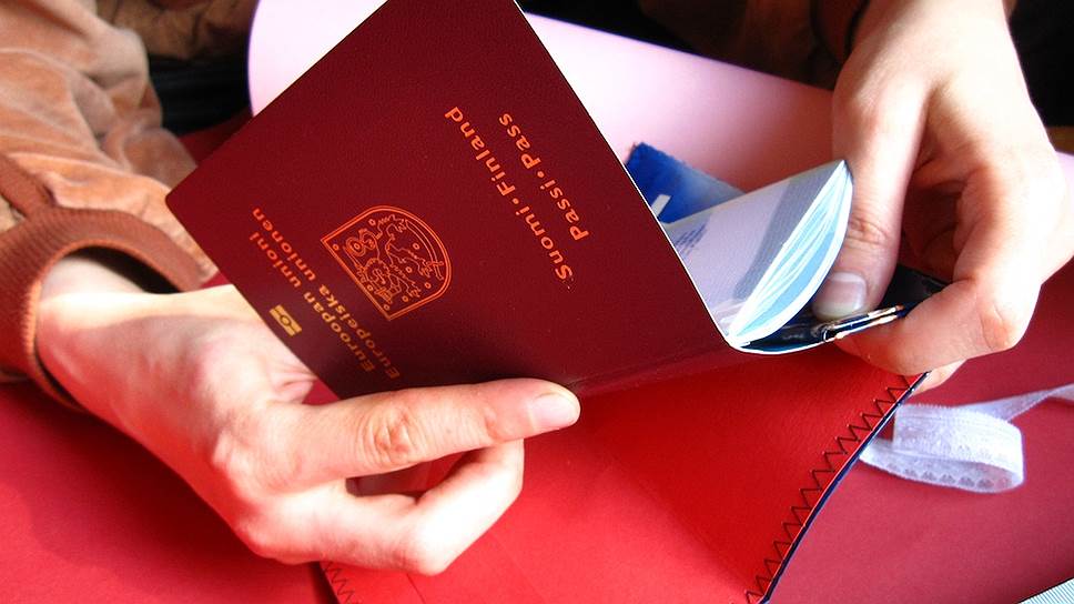 Российским загранпаспортам отказали в «могуществе»