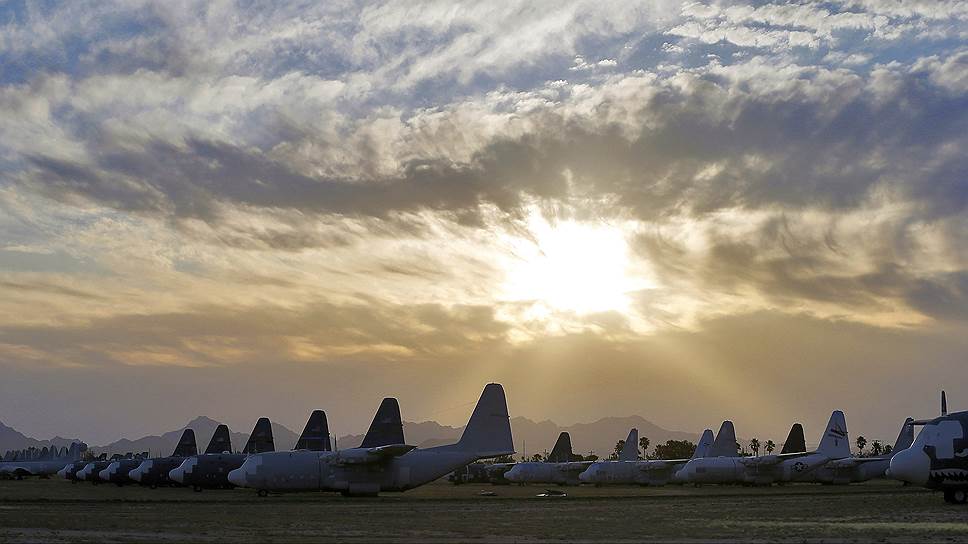 На фото самолеты С-130 «Геркулес»