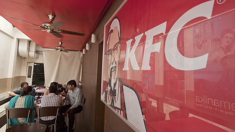 KFC судится из-за восьминогих кур