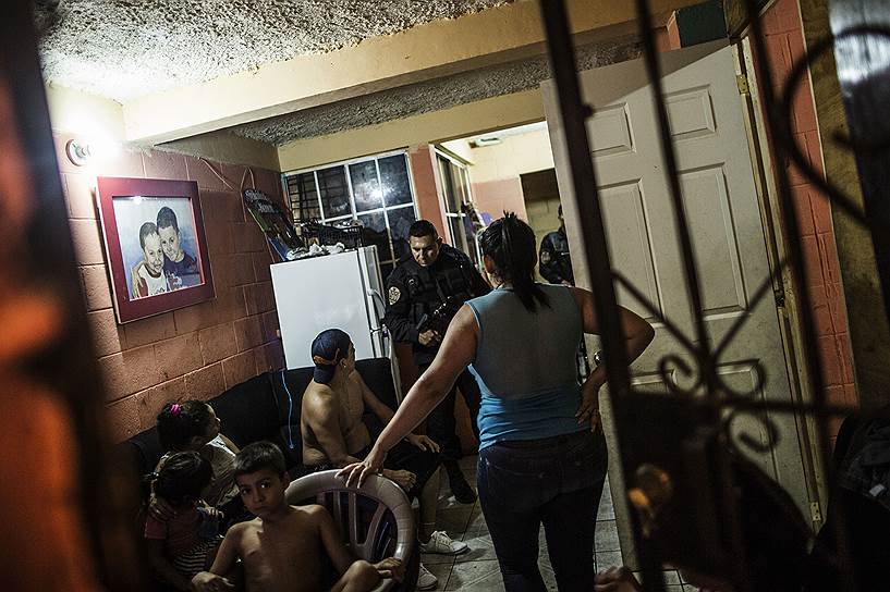 Ежедневно сотни людей в Сальвадоре покидают свои дома из-за роста уровня насилия. Только за прошлый год свои дома оставили около 300 тыс. человек
