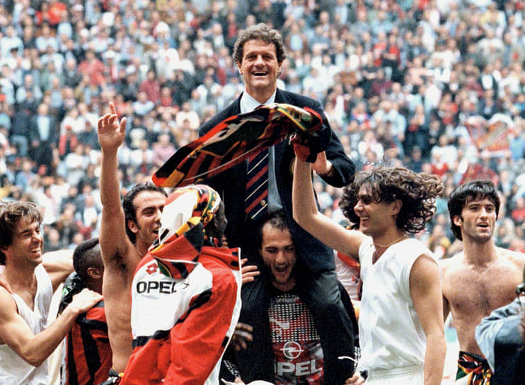 Тренерскую карьеру Фабио Капелло начал в 1987 году в «Милане», заменив в последних шести играх сезона уволенного Нильса Лидхольма. Два матча из шести закончились победой, два — поражением, два — ничьей. После этого Капелло работал в административном аппарате клуба, а в 1991-1996 годы вновь возглавлял «Милан». Под его руководством команда стала чемпионом Италии (4 раза), победителем Суперкубка Италии (3), Лиги чемпионов (1), Суперкубка УЕФА (1). Клуб также провел беспроигрышную серию из 58 матчей c 19 мая 1991 года по 21 марта 1993 года