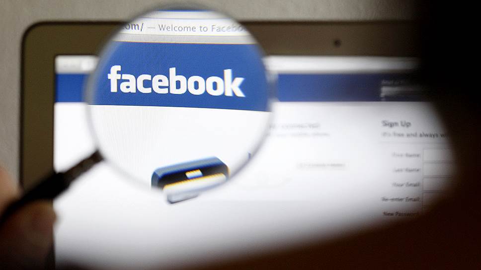 Сколько запросов посылало российское правительство Facebook
