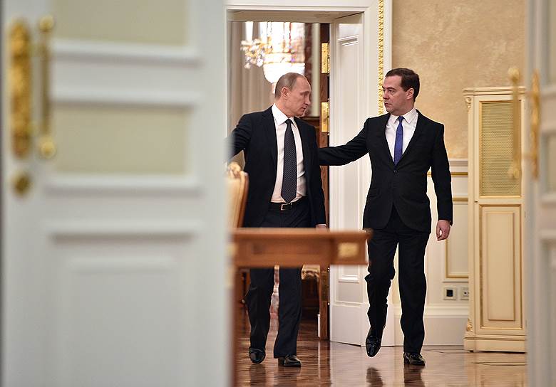 Президент России Владимир Путин и премьер-министр России Дмитрий Медведев