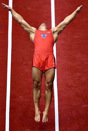 Кроме того, в индивидуальных прыжках на батуте мужчины завоевали для России максимальную квоту, две лицензии на Олимпийские игры 2016 года в Рио-де-Жанейро