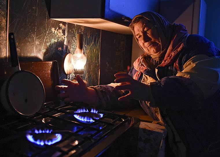 9 декабря. Украина возобновила поставки электроэнергии в Крым после 16 дней блокады