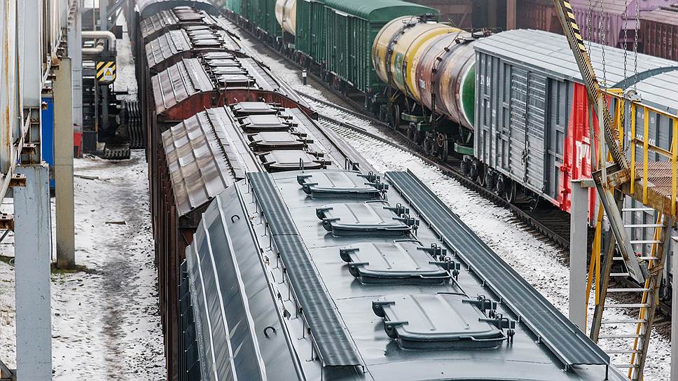 Почему погрузка железных дорог в январе упала на 2,9%