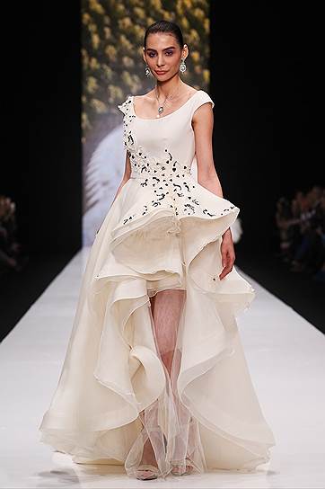Показ коллекции дизайнера OKSANA FEDOROVA Design Studio by Oksana Fedorova