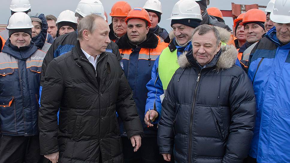 Как Владимир Путин не смог найти, кому позвонить насчет дороги в Крым