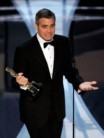 В 2006 году Джордж Клуни был награжден главной американской кинопремией «Оскар» в номинации лучший актер второго плана за триллер «Сириана». Ради этой роли Клуни набрал 10 кг, сидя на «специальной макаронной диете»