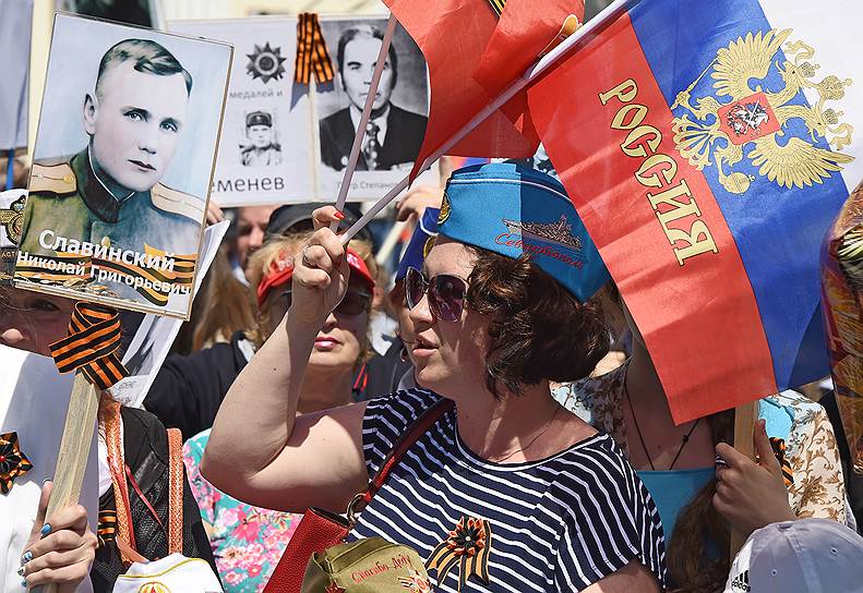 Акция памяти &quot;Бессмертный полк&quot; в День Победы прошла в Севастополе