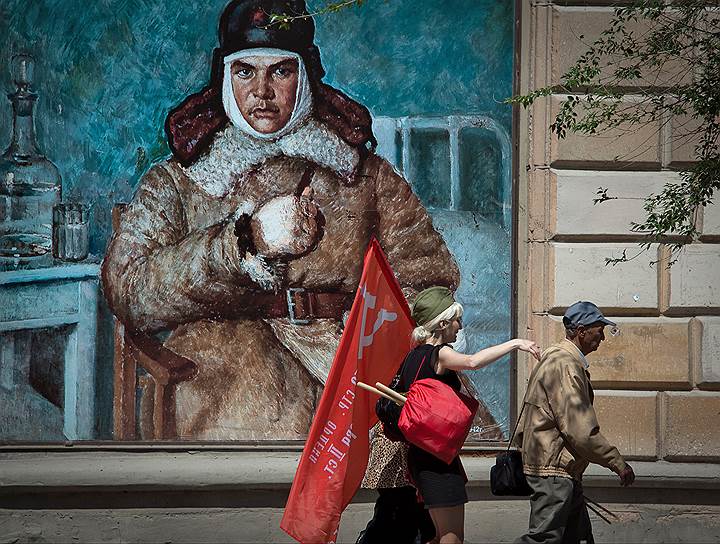 Акция &quot;Бессмертный полк&quot; в Волгограде 9-го мая