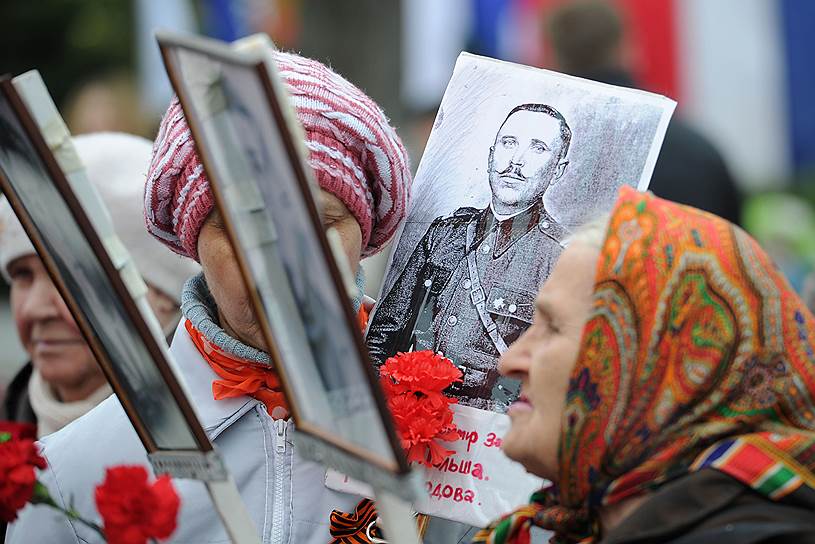 Акция &quot;Бессмертный полк&quot; в Новосибирске 9-го мая