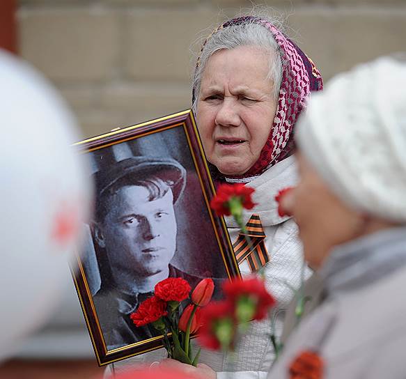 Акция &quot;Бессмертный полк&quot; в Новосибирске 9-го мая