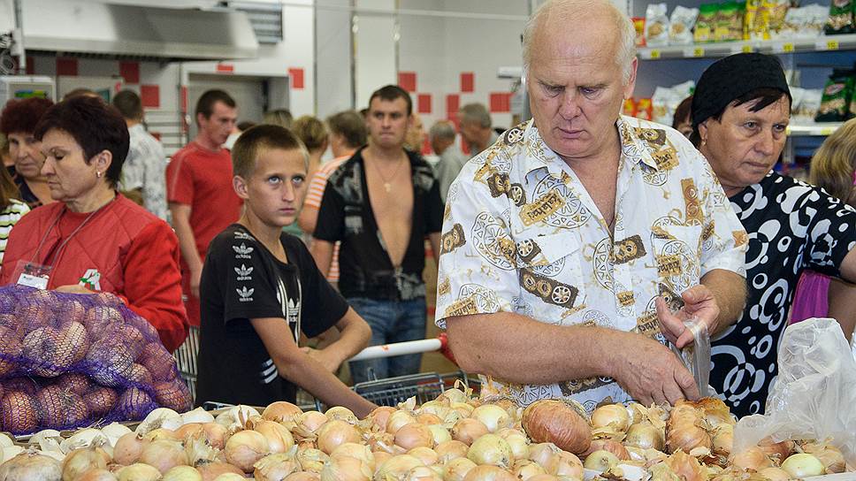 Россияне перешли на дешевую еду