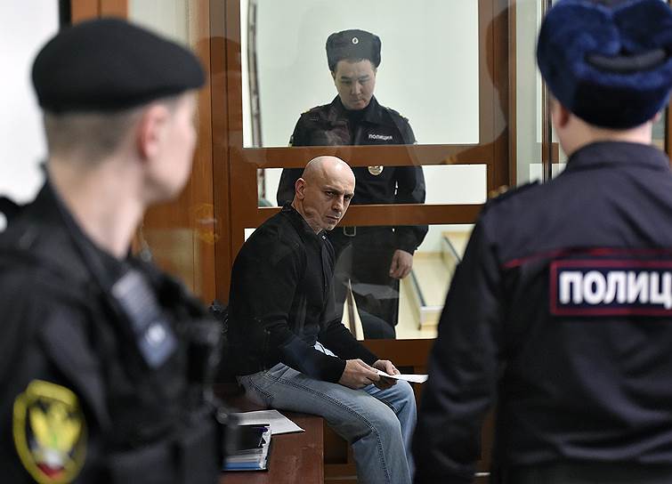 Обвиняемый в причастности к захвату заложников в театральном центре на Дубровке в 2002 году Хасан Закаев