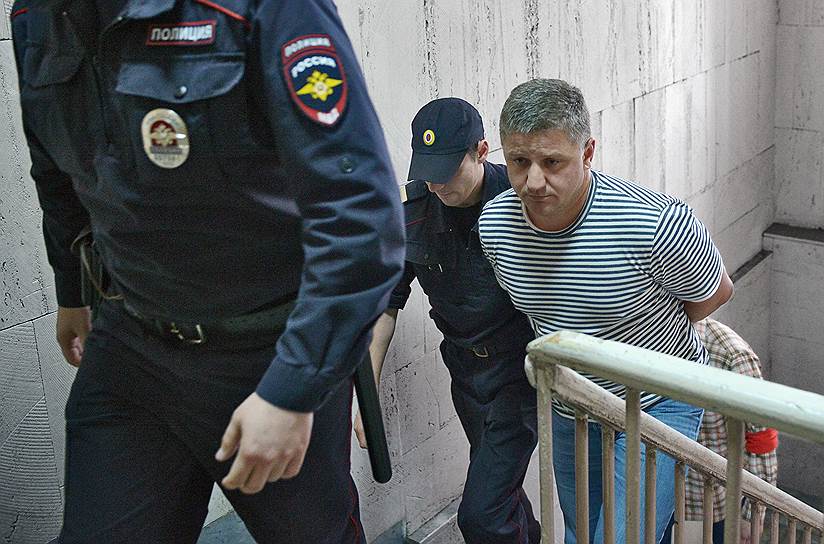 22 июня. Суд арестовал бывшего главу «РусГидро» Евгения Дода по обвинению в мошенничестве не менее чем на 73,2 млн руб.