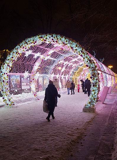 Новогоднее украшение бульваров Москвы