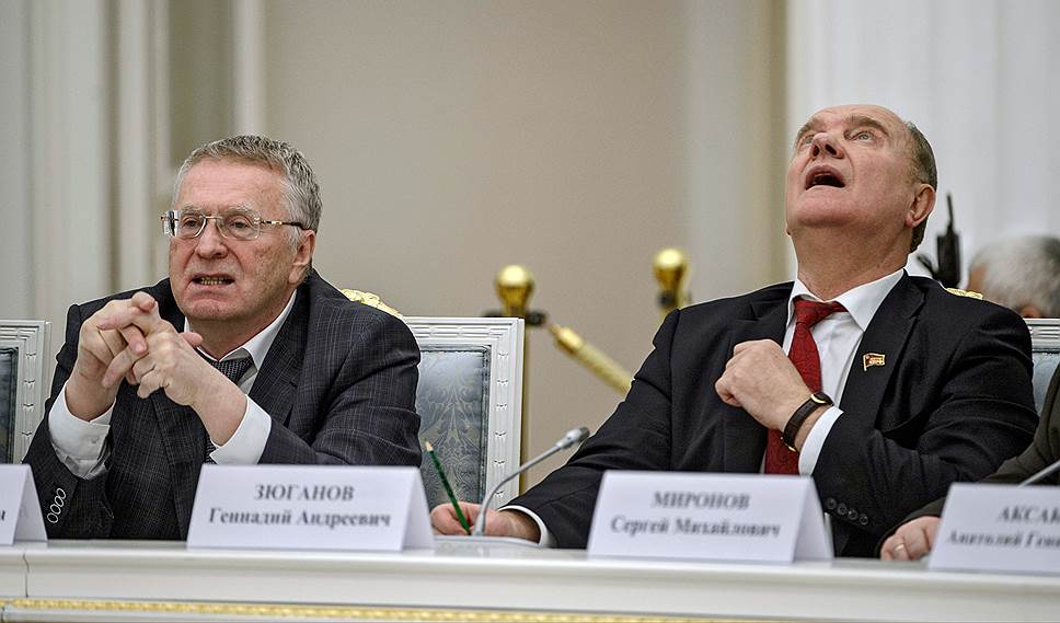 Лидер ЛДПР Владимир Жириновский (слева) и лидер КПРФ Геннадий Зюганов 