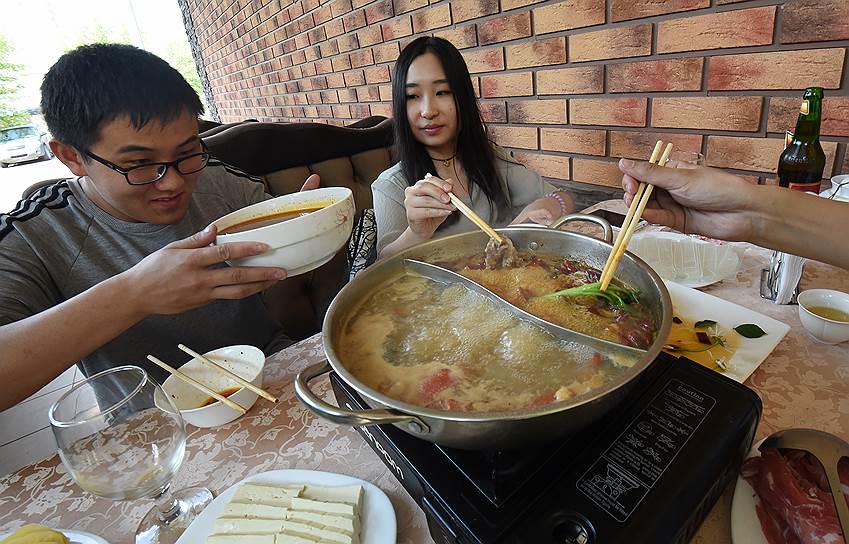 В любом мегаполисе мира и турист, и местный житель знают: китайская еда — это, как правило, дешево и вкусно