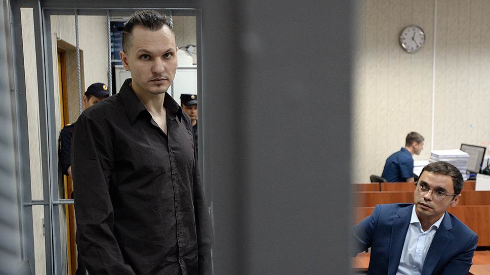 Как Дмитрий Крепкин давал показания в суде