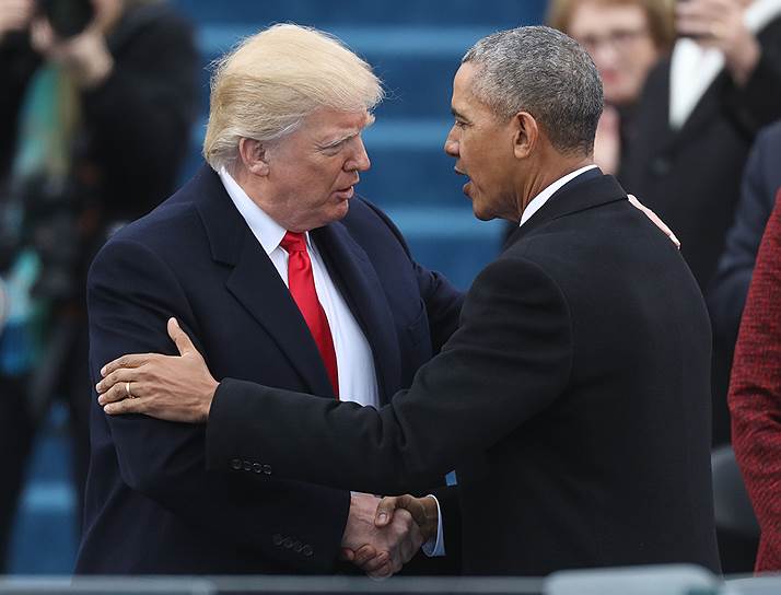 Действующий и бывший президенты США Дональд Трамп (слева) и Барак Обама
