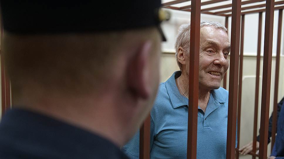 Почему Мосгорсуд оставил Виктора Захарченко без пенсионных накоплений