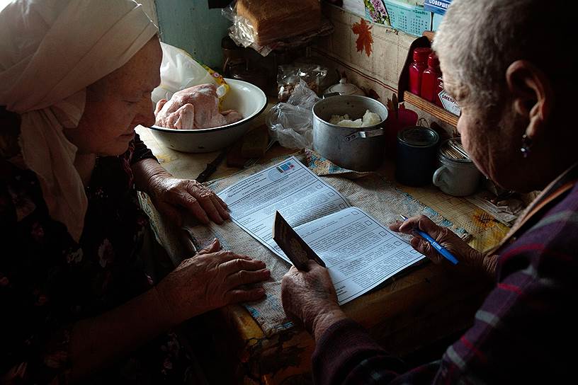 Выездное голосование в селе Сосновка Искитимского района Новосибирской области