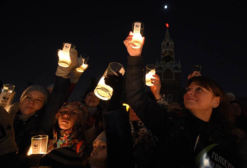 Участники акции на Красной площади в Москве 
